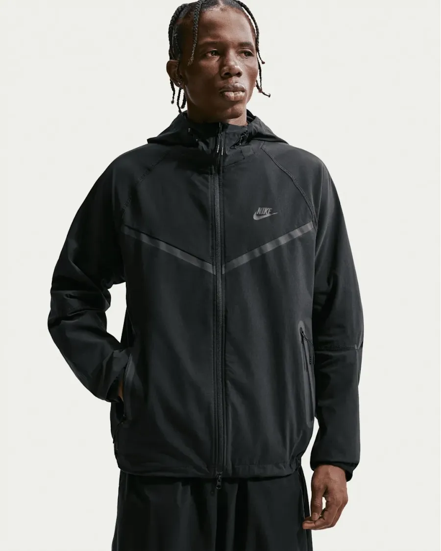 Куртка Nike Tech Dri-FIT Woven Full-Zip Windrunner IU6965-010