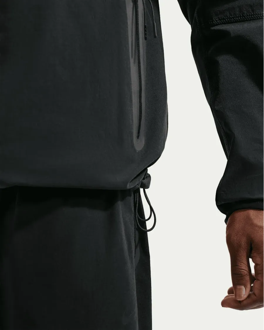 Куртка Nike Tech Dri-FIT Woven Full-Zip Windrunner IU6965-010