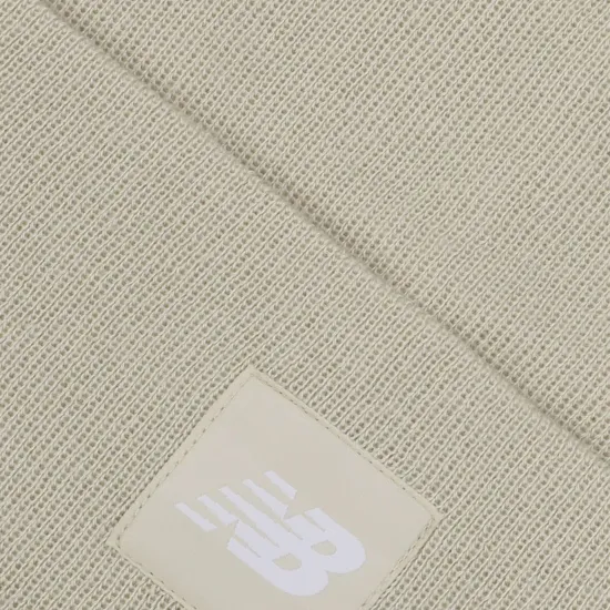 Шапка New Balance Cuffed Beanie Flying Logo LAH13034TWF