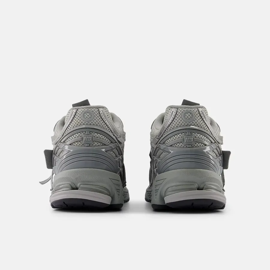 Кросівки New Balance 1906A M1906AG