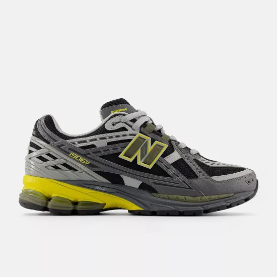 Кросівки New Balance 1906R M1906NA