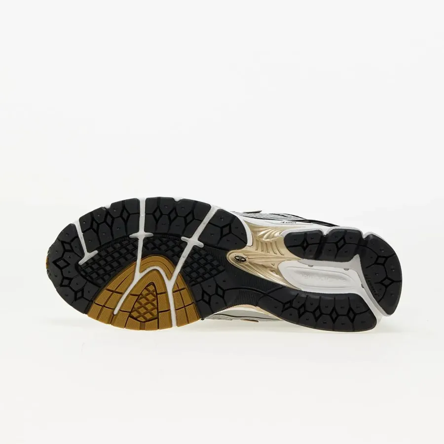 Кросівки New Balance 1906R M1906RA