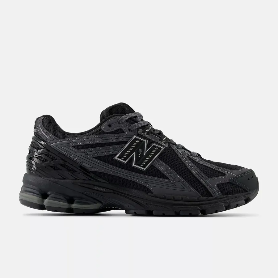 Кросівки New Balance 1906R M1906RLB