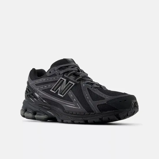 Кросівки New Balance 1906R M1906RLB
