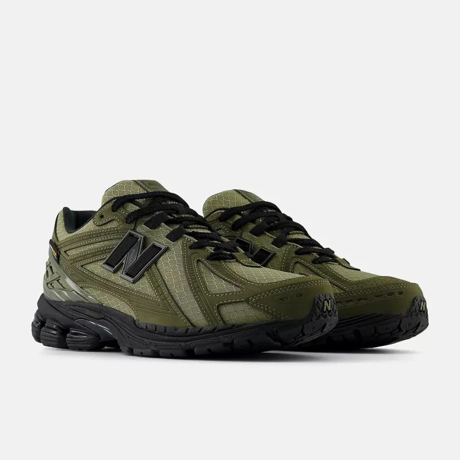 Кросівки New Balance 1906R M1906RWA