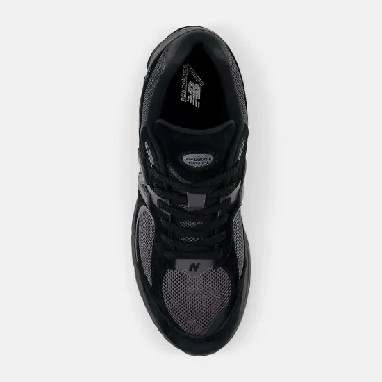 Кросівки New Balance 2002R M2002RBL