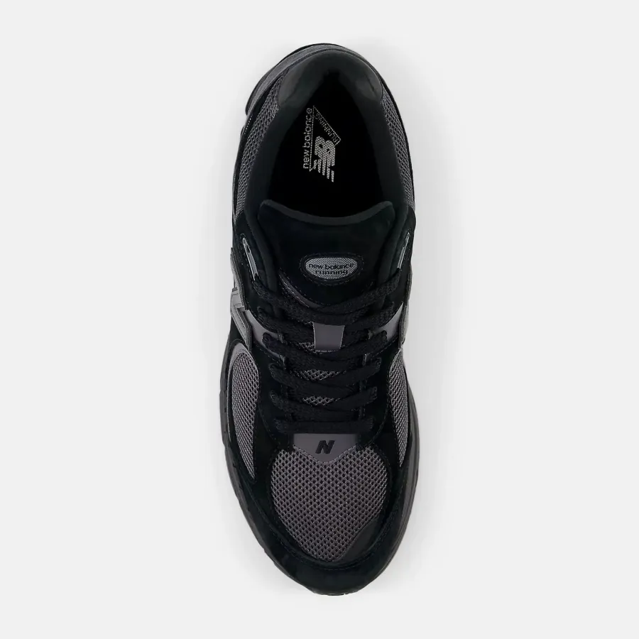 Кросівки New Balance 2002R M2002RBL