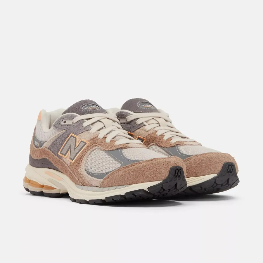 Кросівки New Balance 2002R M2002REJ