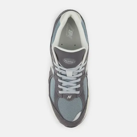 Кросівки New Balance 2002R M2002RFB