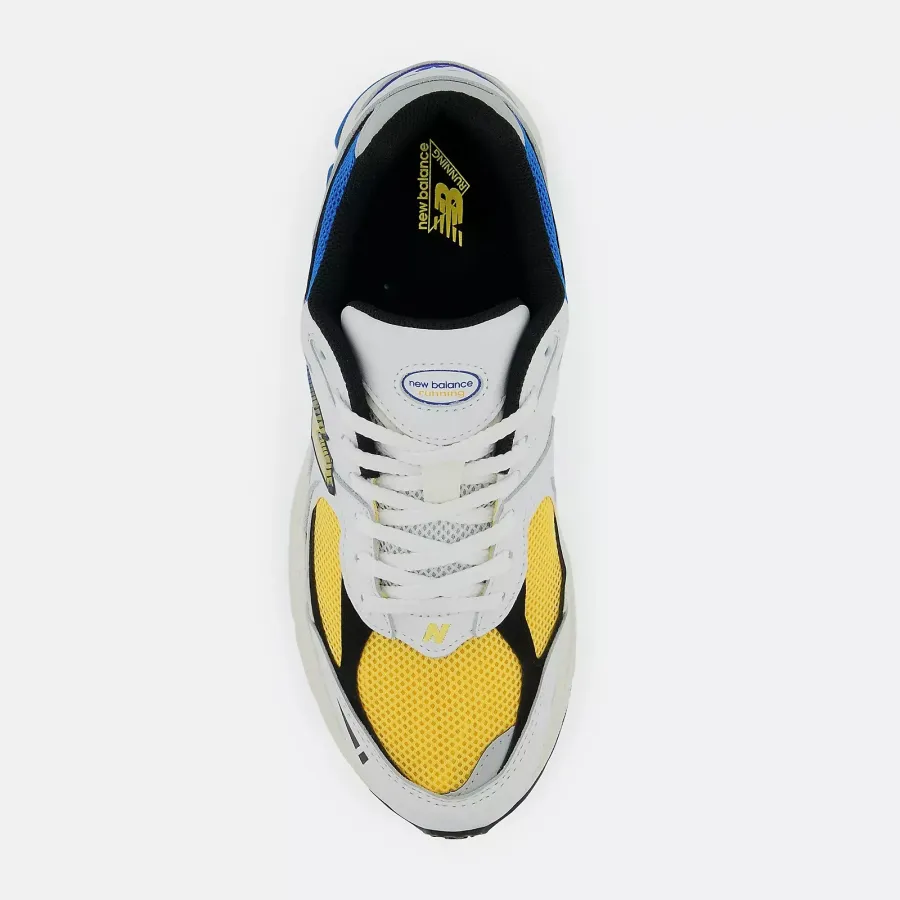 Кросівки New Balance 2002R M2002RGW