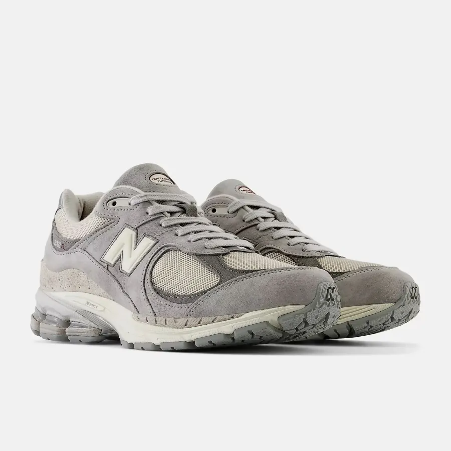 Кросівки New Balance 2002R M2002RLN