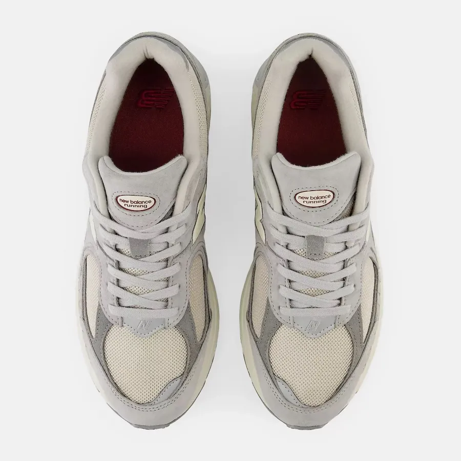 Кросівки New Balance 2002R M2002RLN