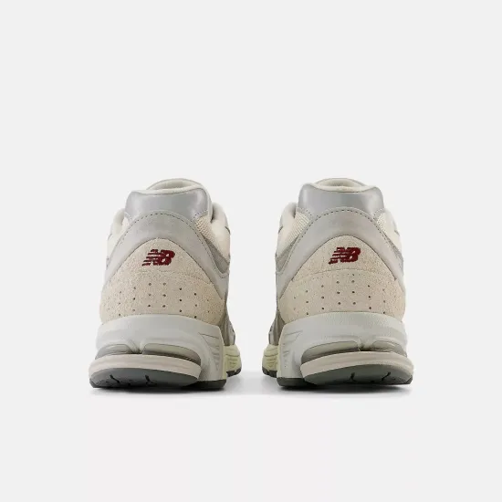 Кросівки New Balance 2002R M2002RLN
