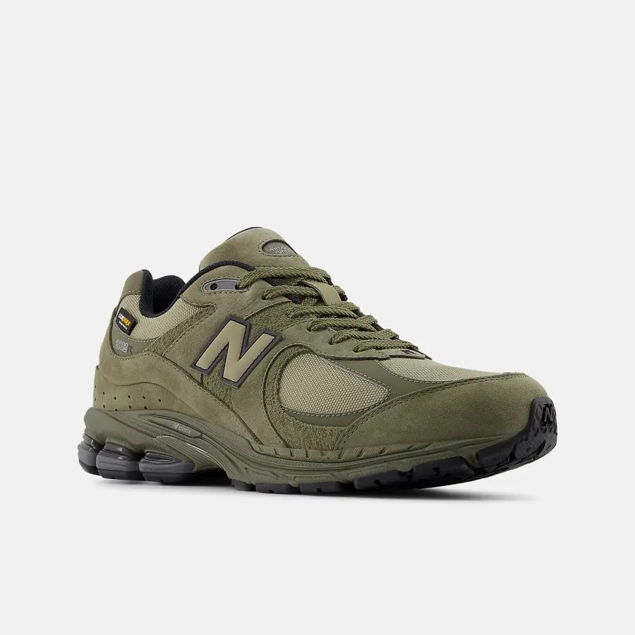 Кросівки New Balance 2002R M2002RPK