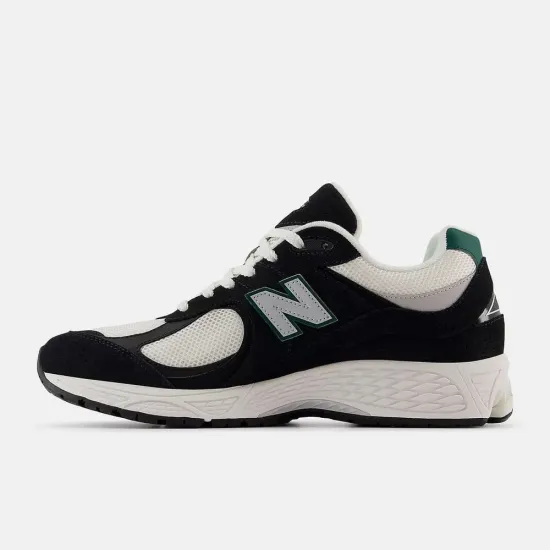 Кросівки New Balance 2002R M2002RRA