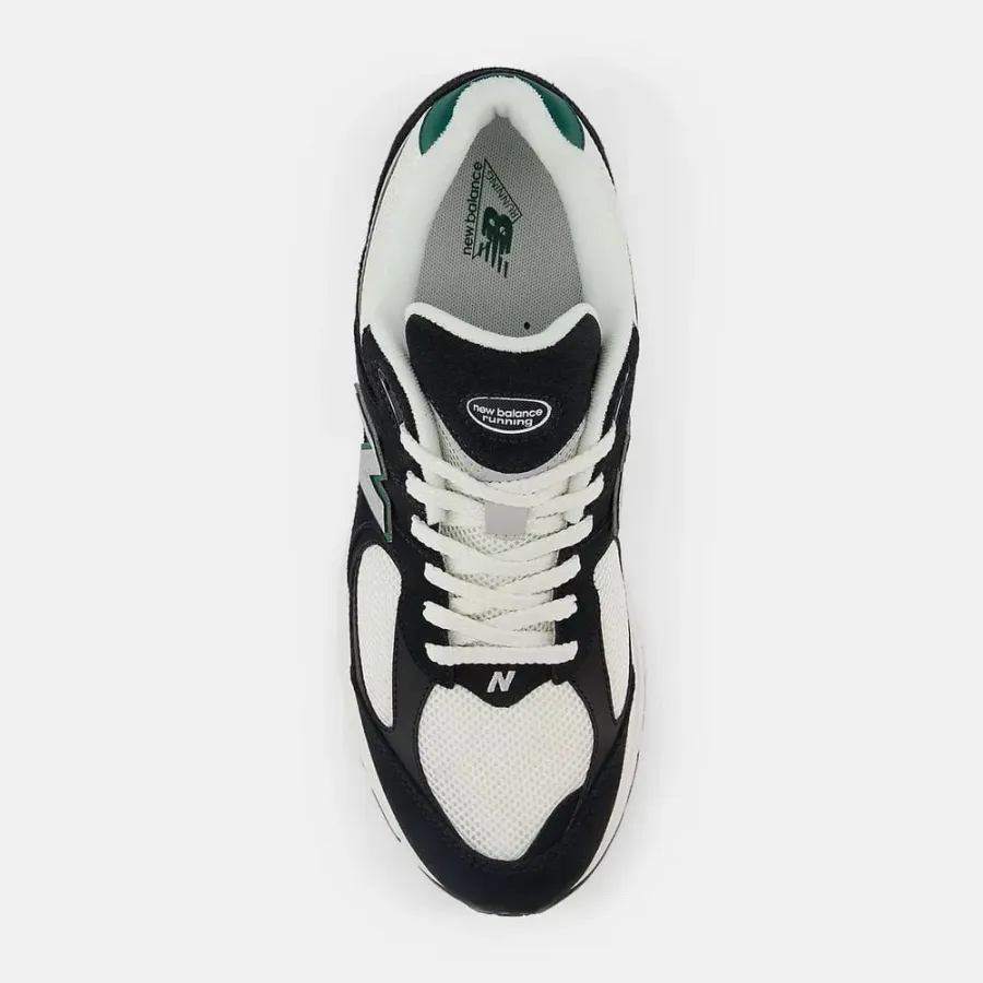 Кросівки New Balance 2002R M2002RRA