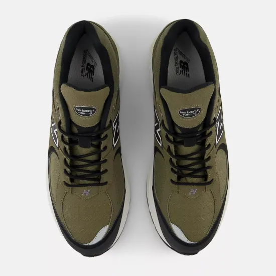 Кросівки New Balance 2002R Gore-Tex M2002RXU