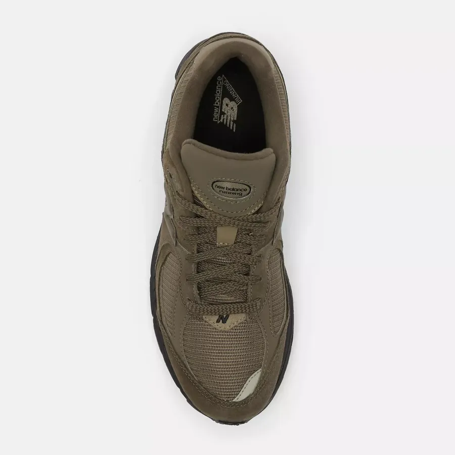 Кросівки New Balance 2002R M2002RZC