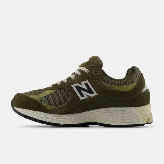 Кросівки New Balance 2002R M2002RZD