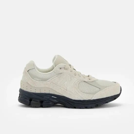 Кросівки New Balance 2002R M2002RZL