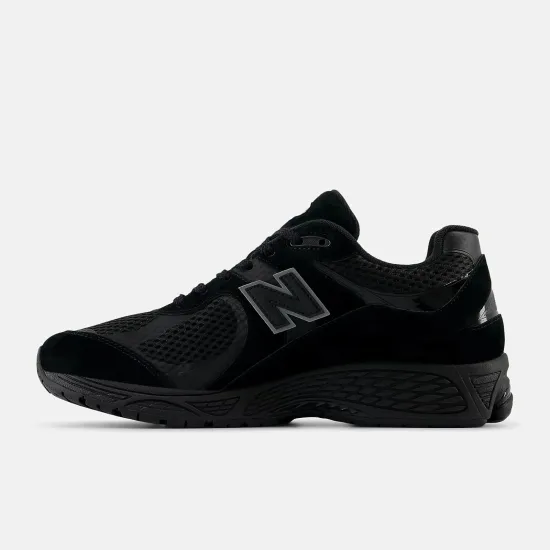 Кросівки New Balance 2002R M2002WB
