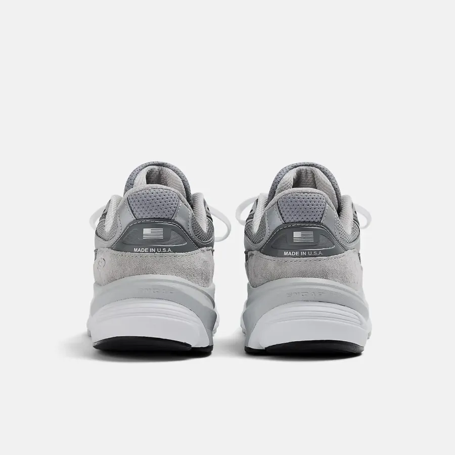 Кросівки New Balance 990V6 M990GL6