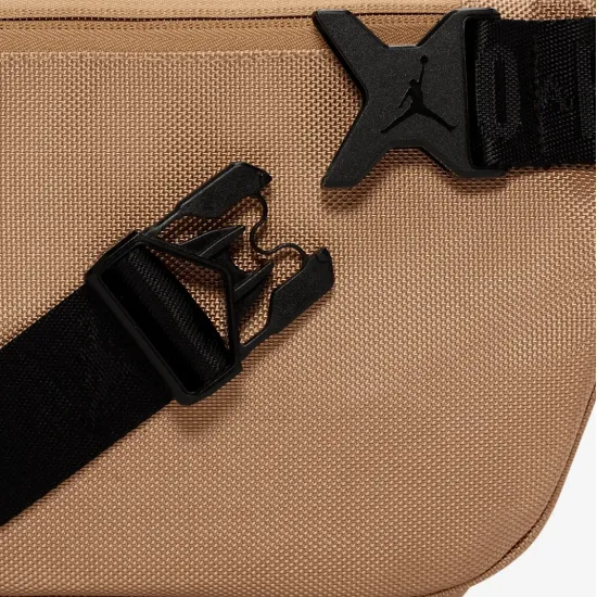 Сумка Nike Air Jordan Side Bag MA0887-XA3