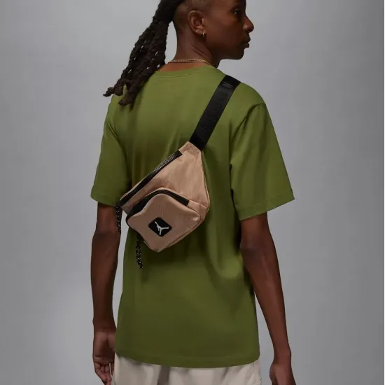 Сумка Nike Air Jordan Side Bag MA0887-XA3