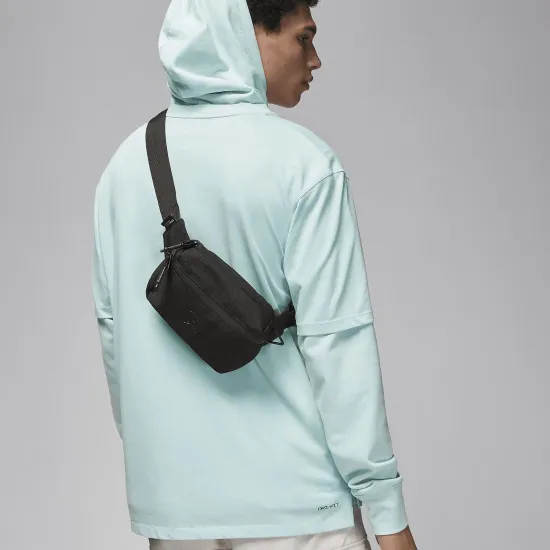 Сумка Nike Air Jordan Cordura Franchise Crossbody Bag MA0901-023