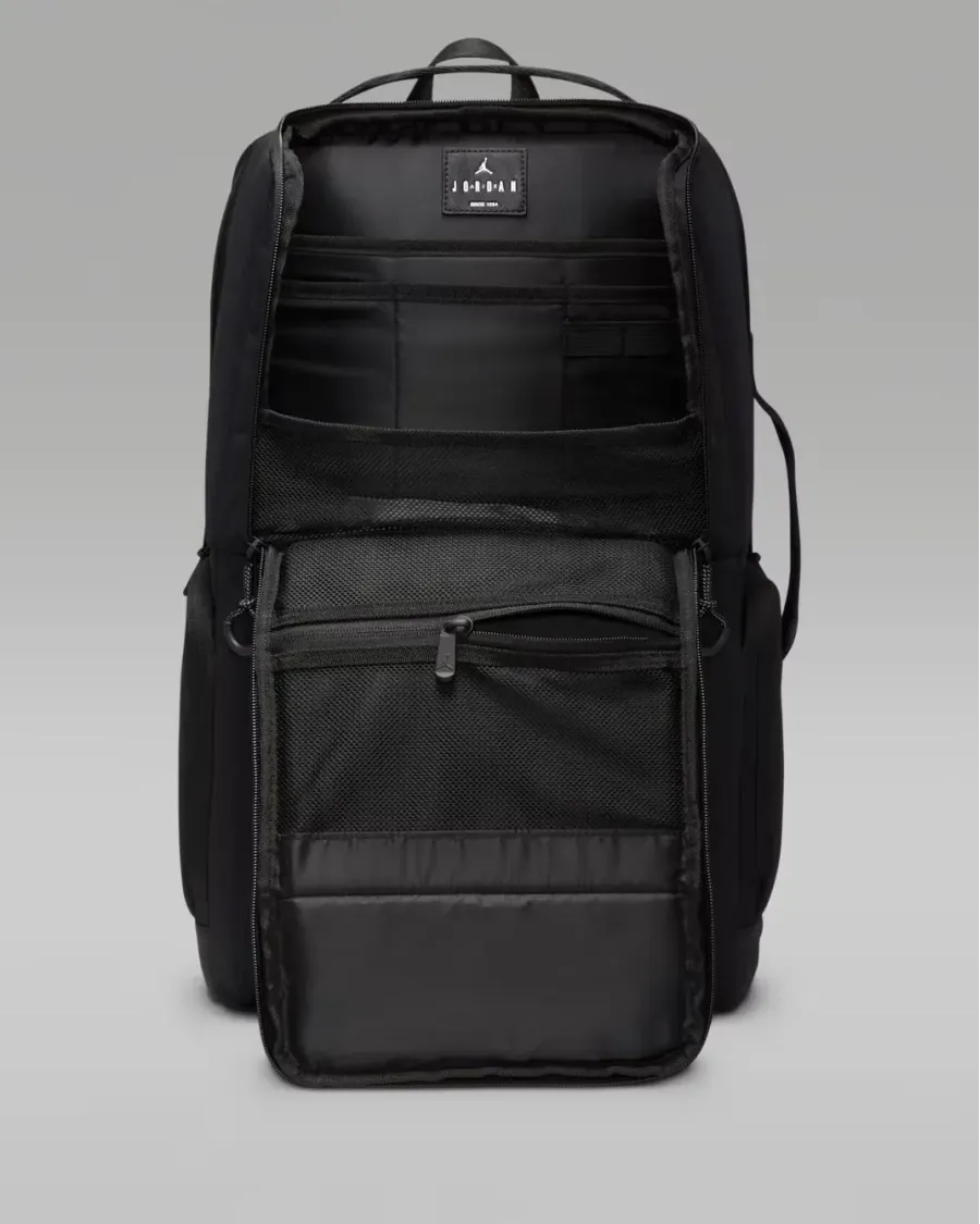 Рюкзак Nike Air Jordan Collectors Backpack MA0944-023