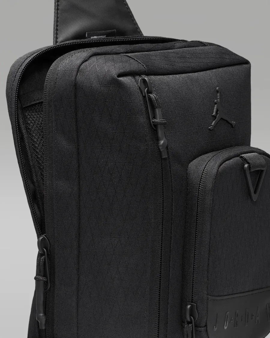 Сумка через плече Nike Air Jordan Collectors Crossbody MA0957-023