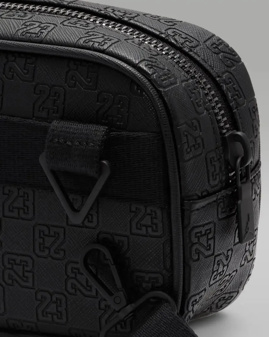 Сумка через плече Nike Air Jordan Monogram Camera Bag MA0988-023