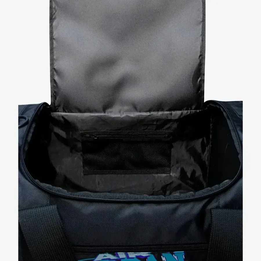 Сумка Nike Air Jordan 84 Vintage Duffel MA9118-K90