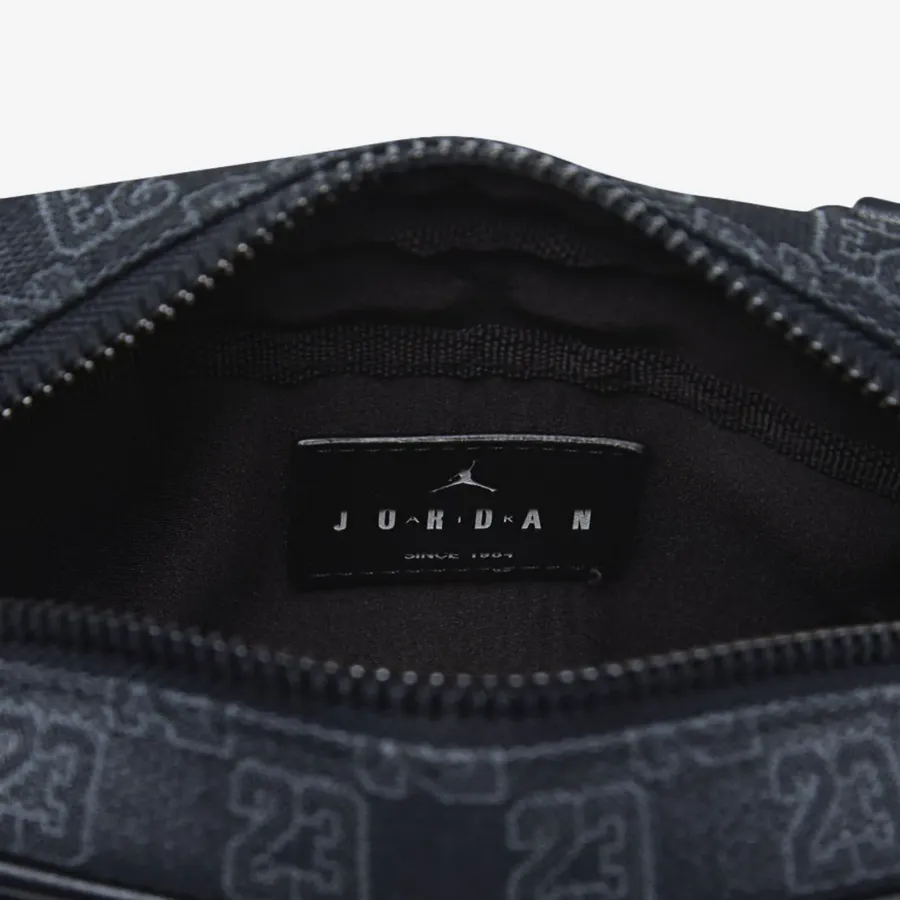 Сумка Nike Air Jordan JAM Monogram Camera Bag MA9159-023