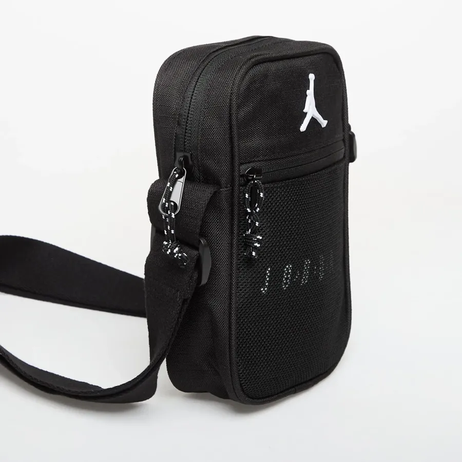 Сумка Nike Air Jordan JAM Blacktop Festival MA9190-023