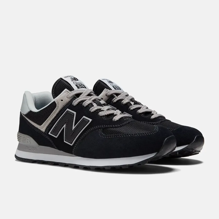 Кросівки New Balance 574 Classic ML574EVB
