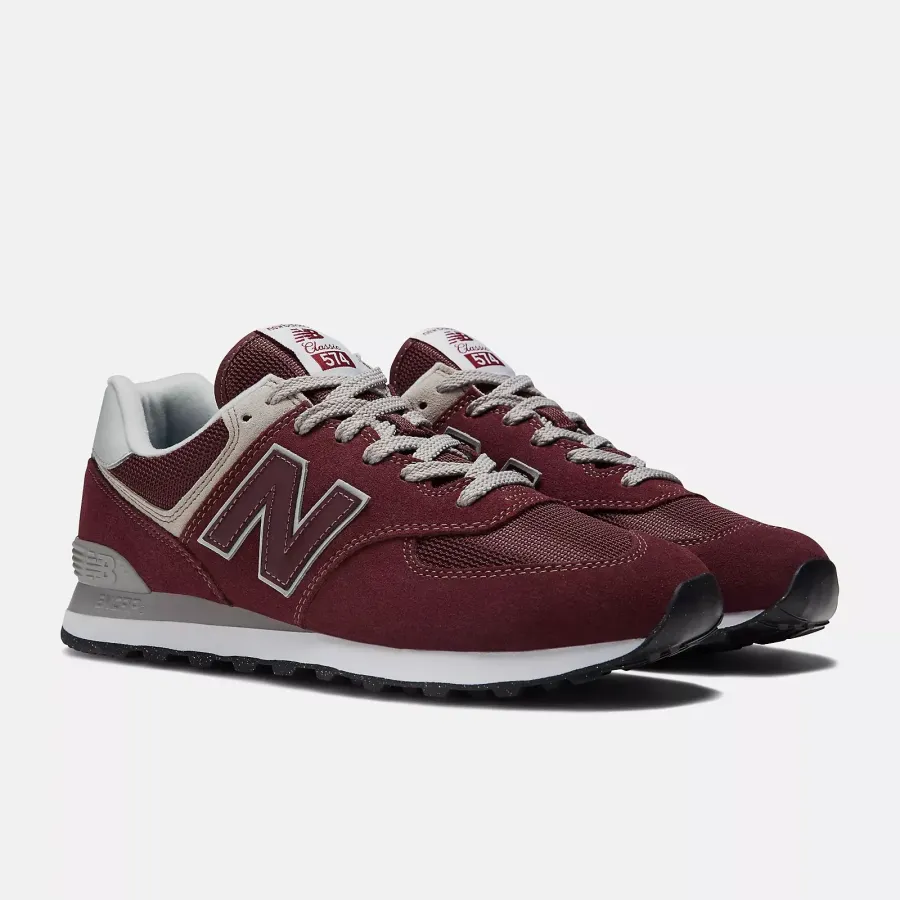 Кросівки New Balance 574 Classic ML574EVM