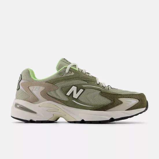 Кросівки New Balance 725 ML725UE