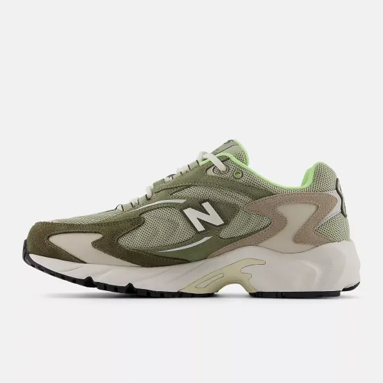Кросівки New Balance 725 ML725UE