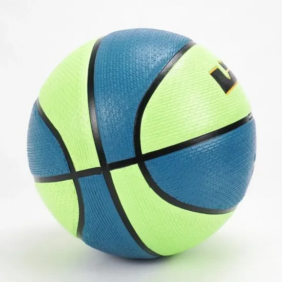 М’яч Nike Playground 2.0 8P LeBron James N.100.4372.395.07