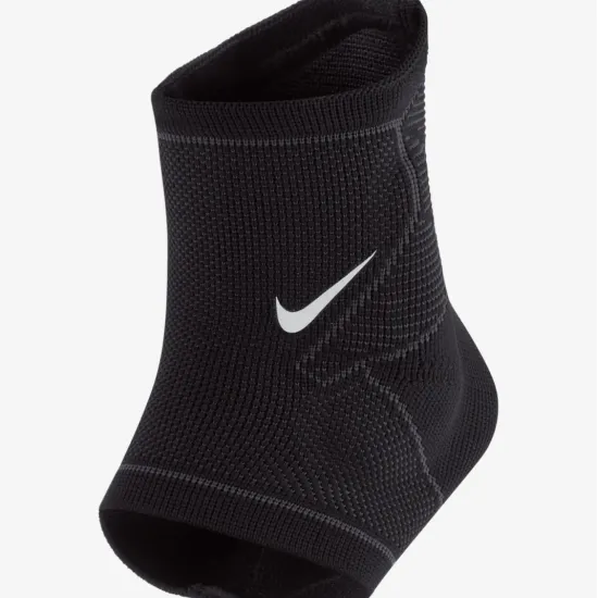 Фіксатор Nike Pro Knitted Ankle Sleeve N1000670-031
