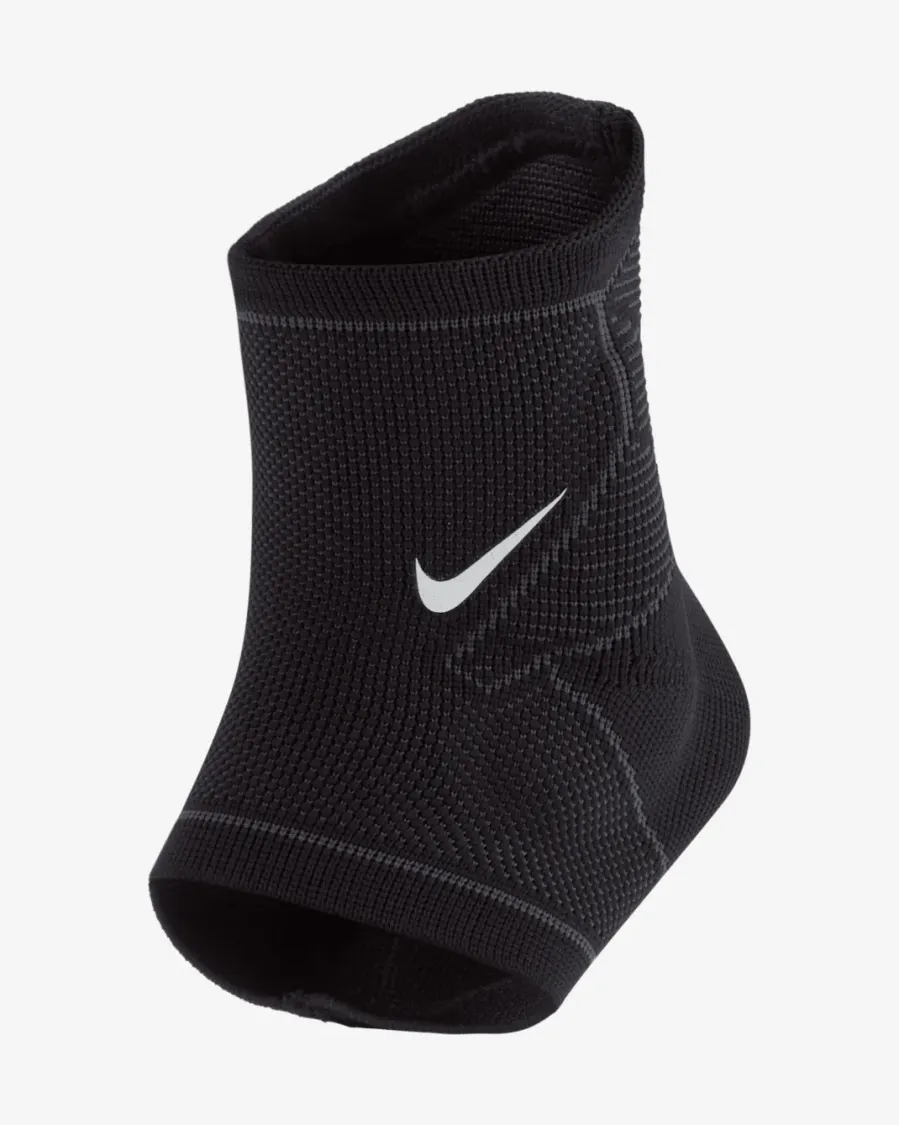 Фіксатор Nike Pro Knitted Ankle Sleeve N1000670-031