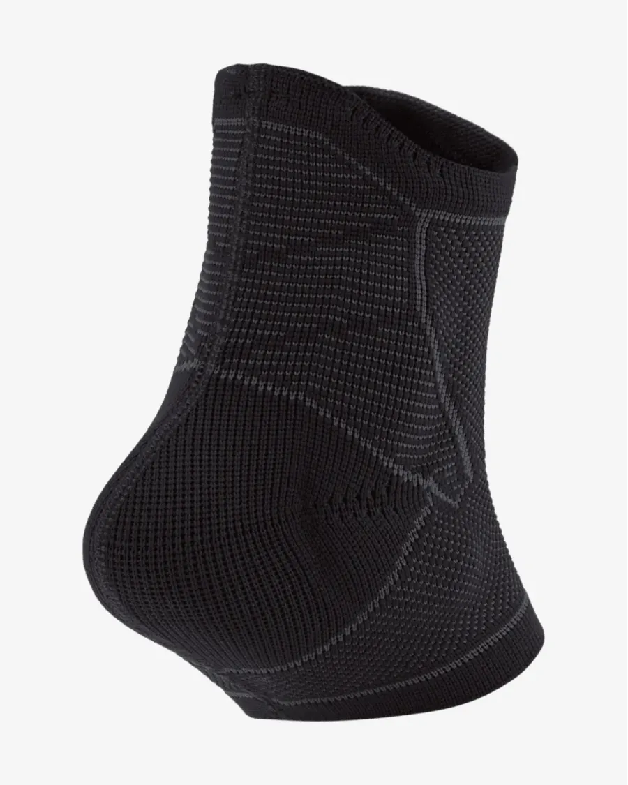 Фіксатор Nike Pro Knitted Ankle Sleeve N1000670-031