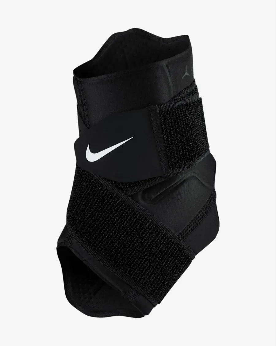 Фіксатор Nike Pro Knitted Ankle Sleeve N1000673-010