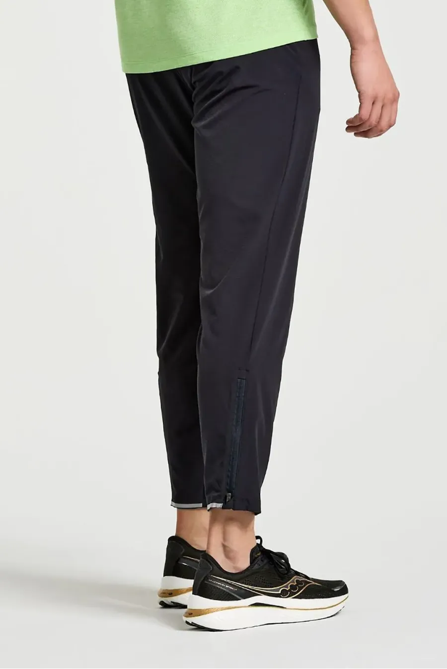 Штани Saucony Boston Woven Pant SAM800348-BK