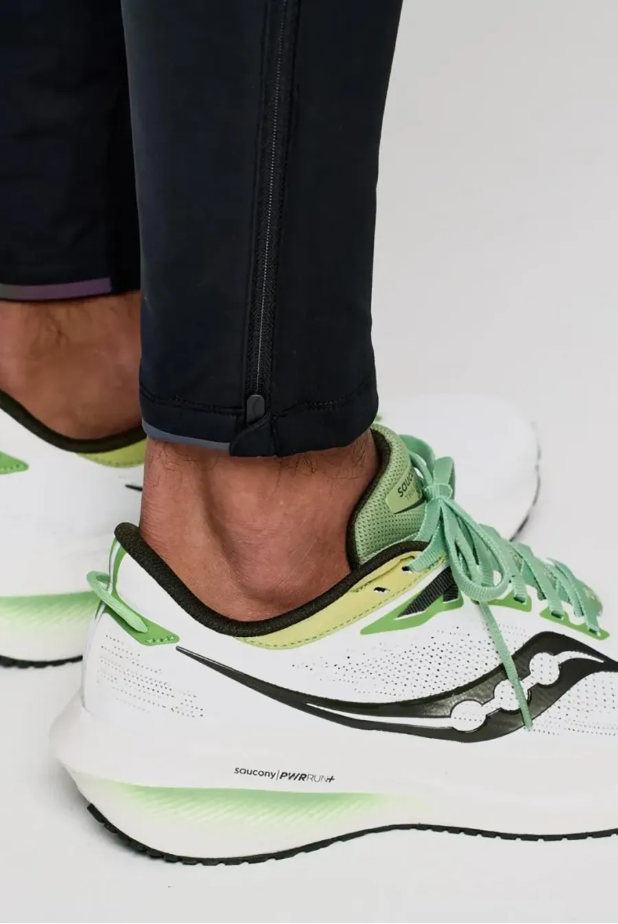 Тайтси Saucony Hurricane Wind Tight SAM800361-BK