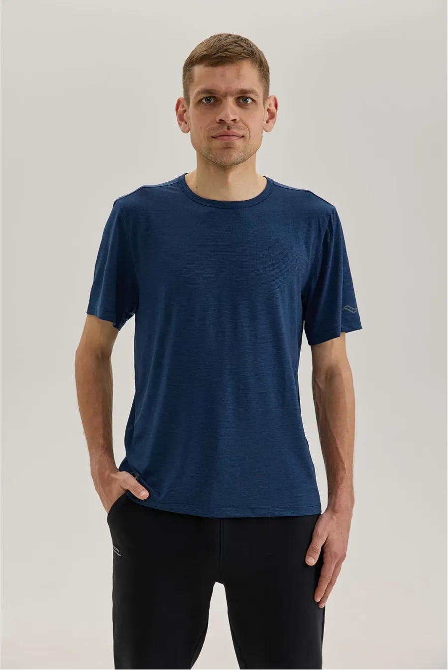 Футболка Saucony Stopwatch Short Sleeve SAM800377-NVH