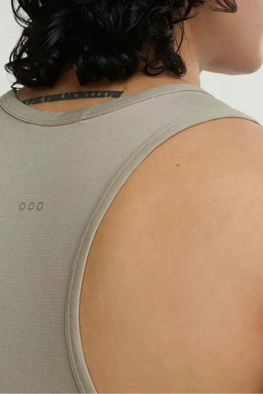 Майка Saucony Endorphin Singlet SAM800382-LAU