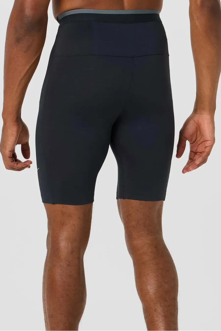 Треки Saucony Endorphin Half Tight SAM800384-BKSW