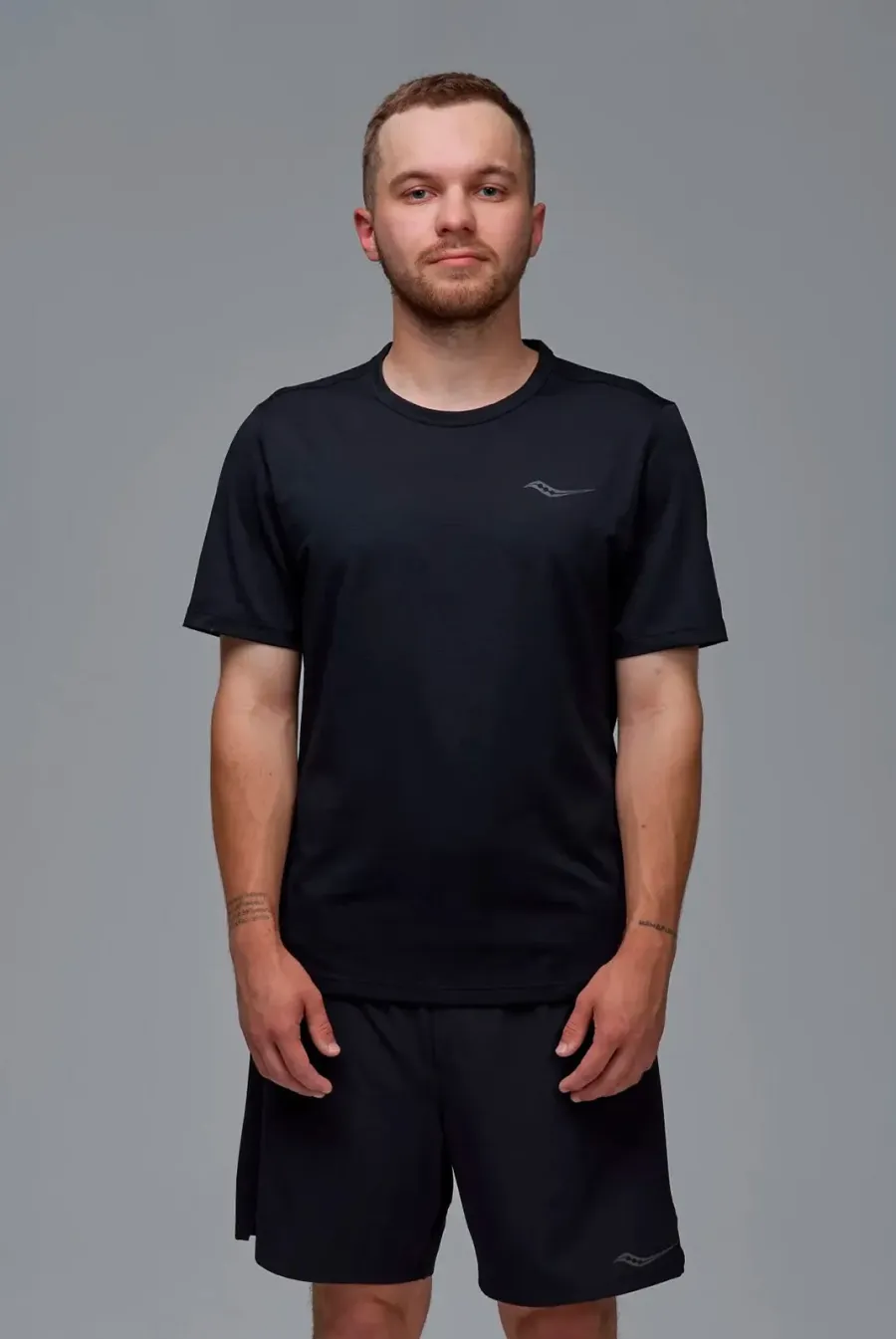 Футболка Saucony Endorphin Short Sleeve SAM800394-BK